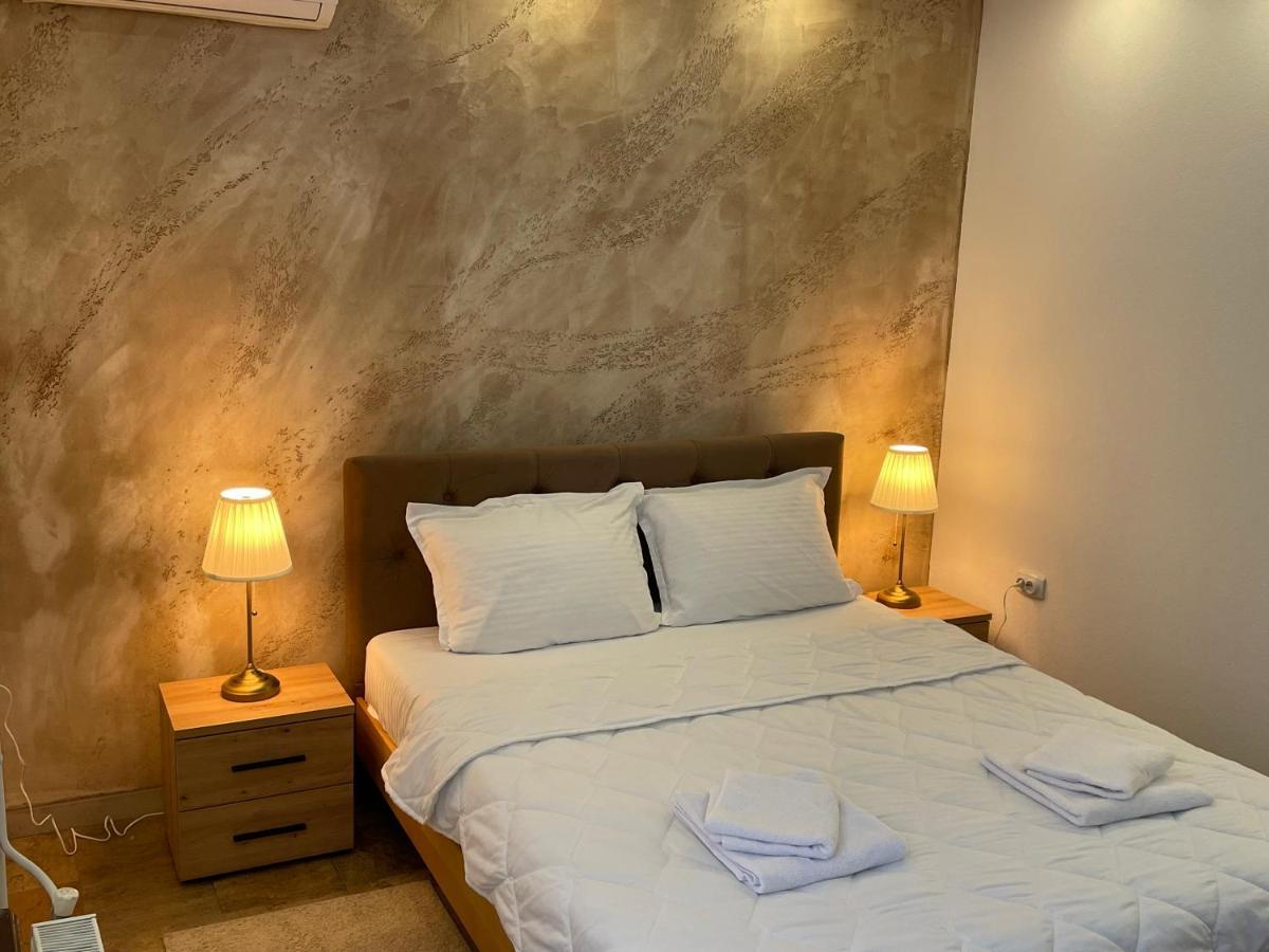 Bora Apartmani - Free Parking - City Center ヴラニェ エクステリア 写真