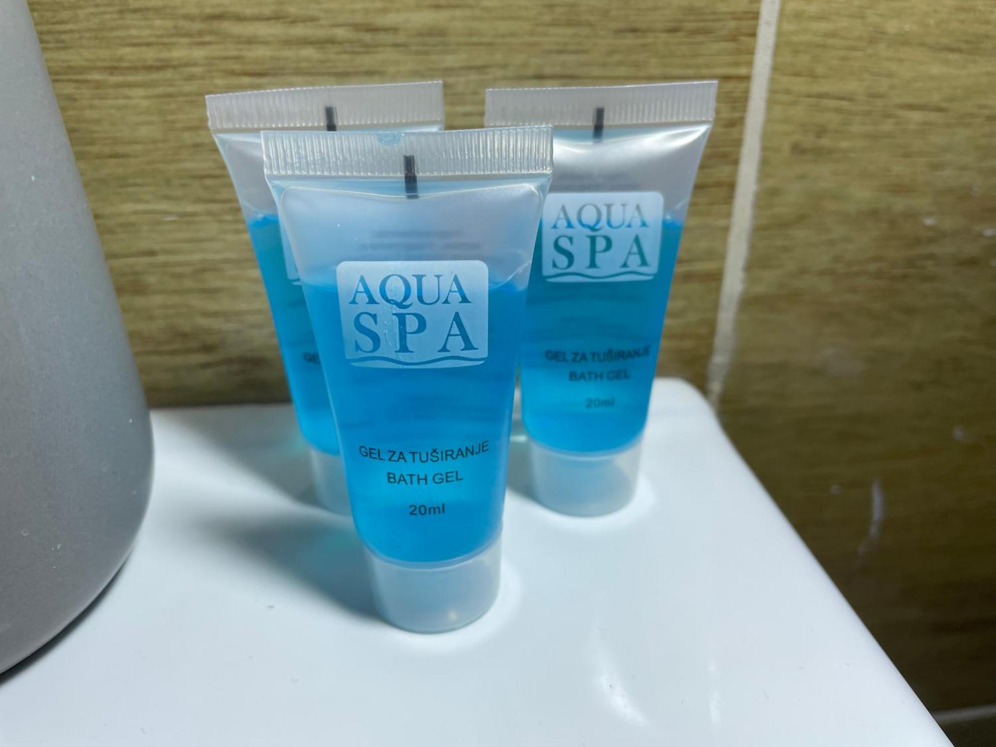 Bora Apartmani - Free Parking - City Center ヴラニェ エクステリア 写真