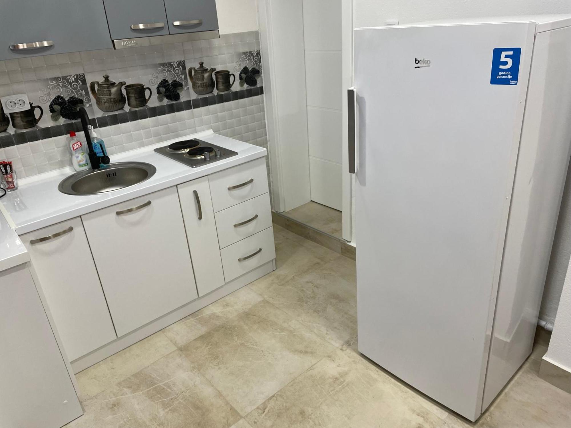Bora Apartmani - Free Parking - City Center ヴラニェ エクステリア 写真